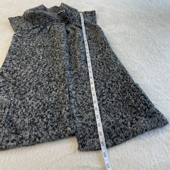 Derek Heart Chunky Knit Cardigan Sweater Juniors Size S Gray 2 Button High Neck - Picture 8 of 10